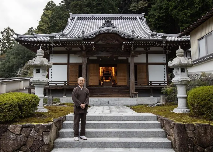 宿坊 端場坊｜Temple Hotel Habanobo